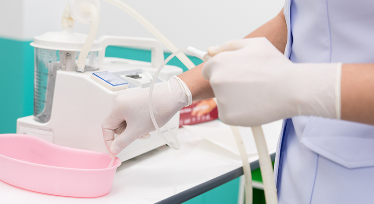 吸引・経管栄養